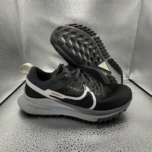 Nike Shoes Womens Sz 6 React Pegasus Trail 4 Black Dark Grey Running Trainers